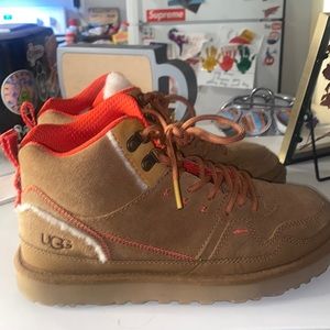 Women’s UGG sneaker boot